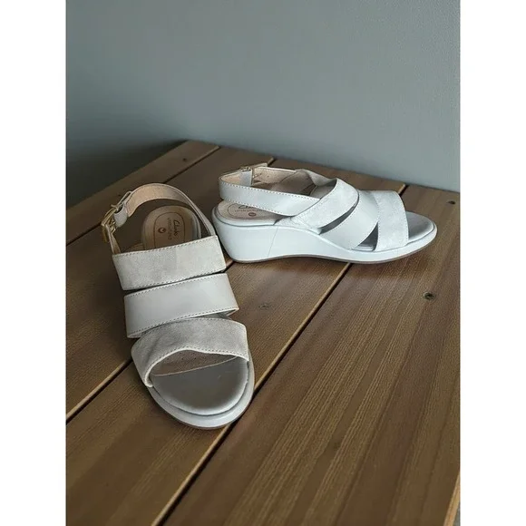 Clarks Un Plaza Go Combi Stone‎ Leather Wedge Sandal Sz 7 - Picture 2 of 16